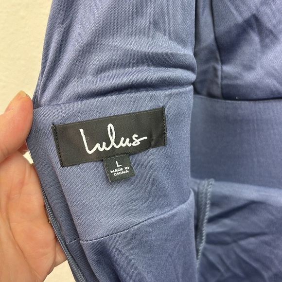 NEW, LULU’s formal maxi gown, leg slit, deep V neck, flowing chiffon dress - Picture 11 of 15